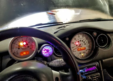 2003 Mini Cooper S from USA, damaged, VIN WMWRE33433TD71987